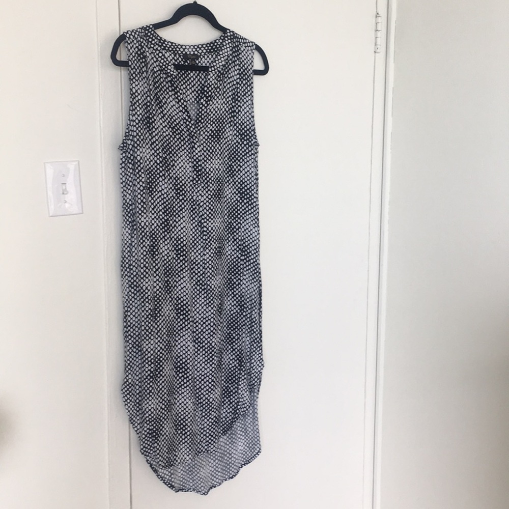 Cupio black and white split-side tunic / dress